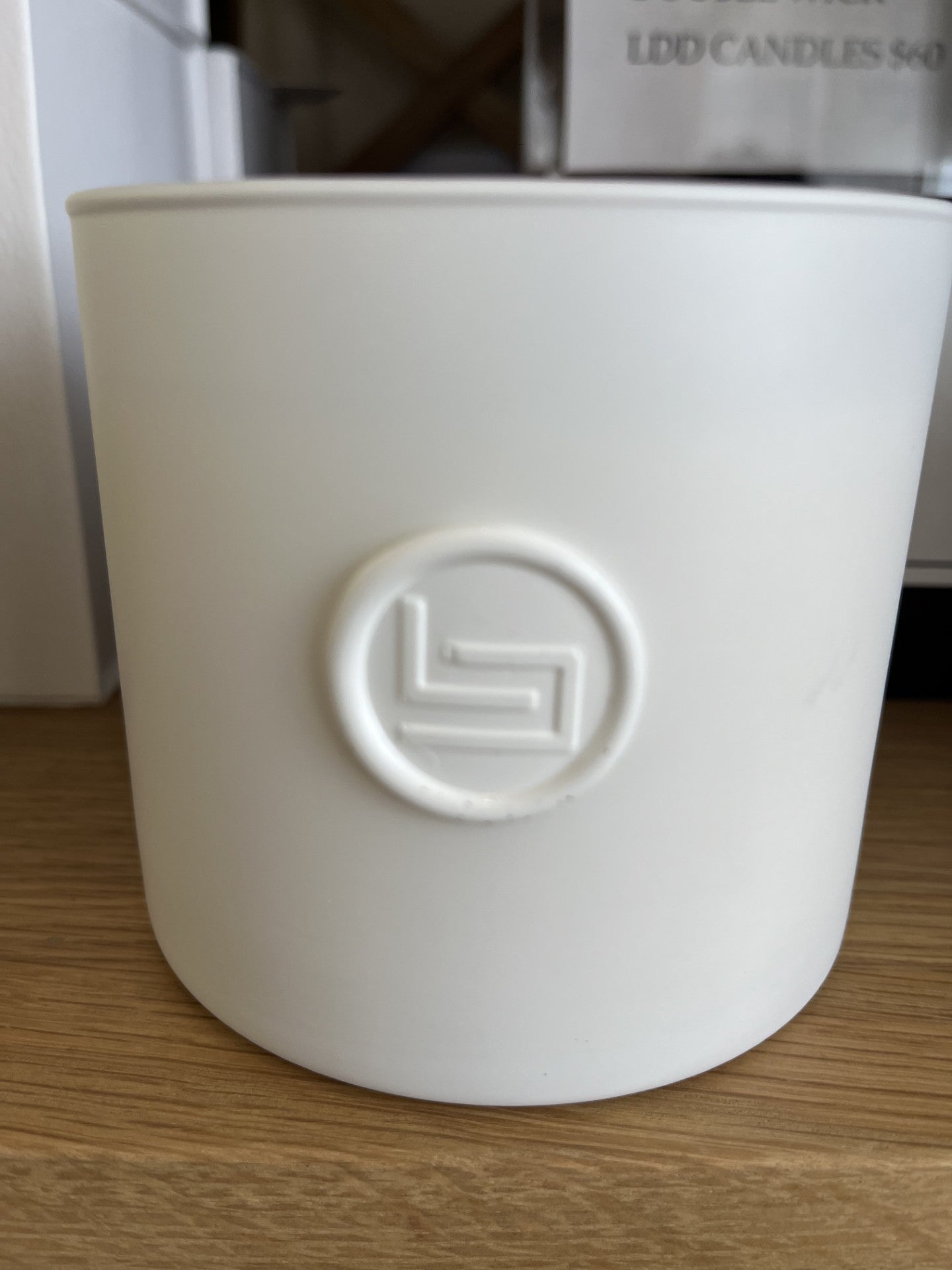 LDD CUSTOM CANDLE  WHITE/ XL